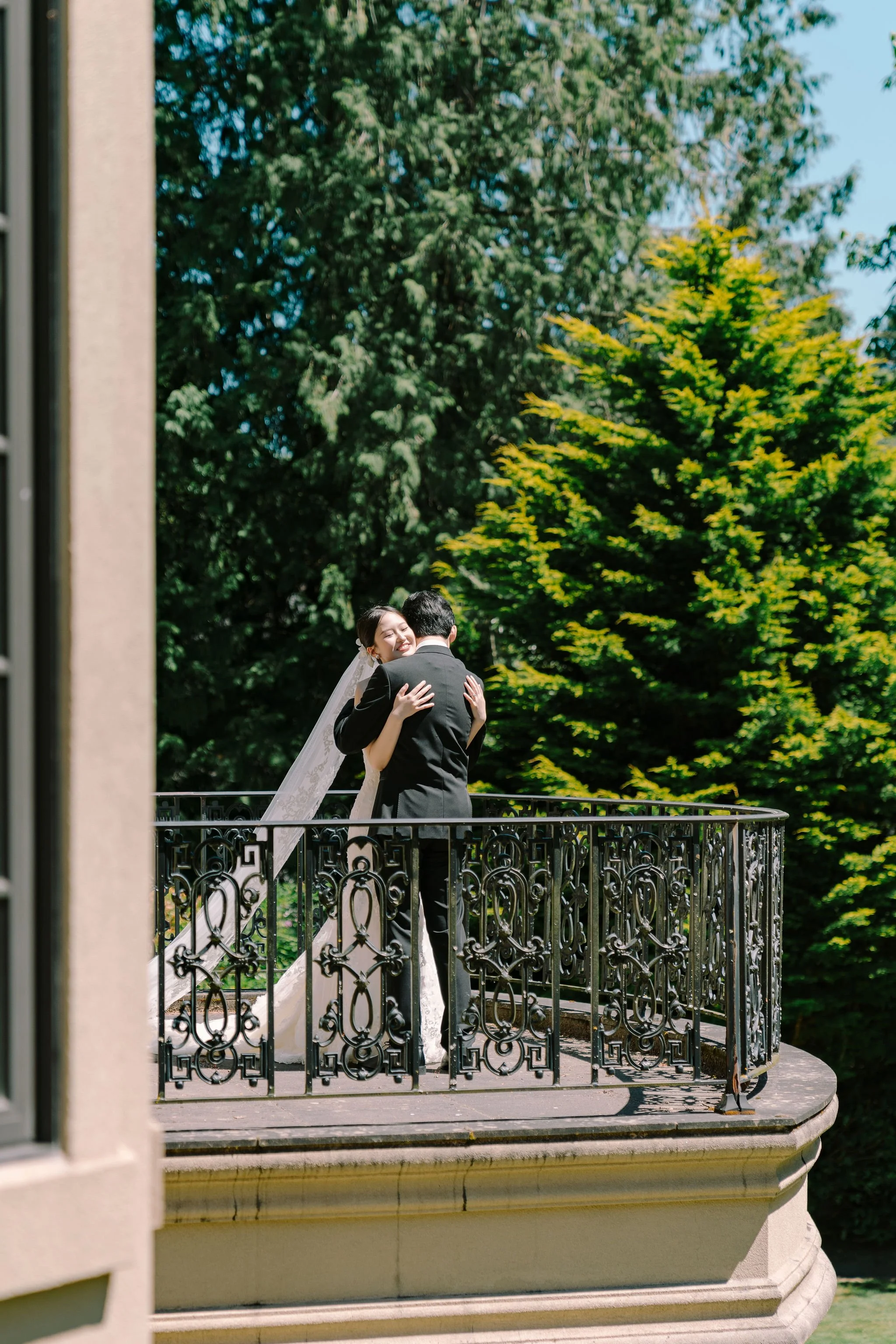 Seattle wedding planner — private residence home wedding Edmonds WA, Gordon Duo Weddings