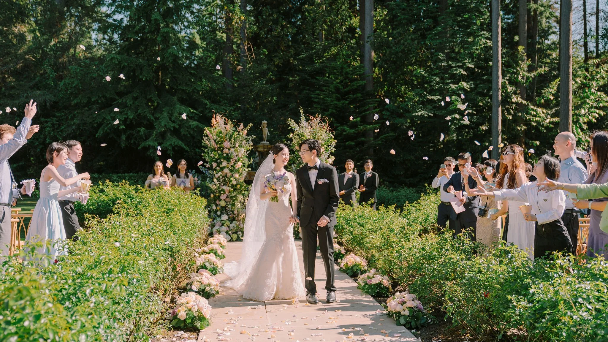 Seattle wedding planner — private residence home wedding Edmonds WA, Gordon Duo Weddings