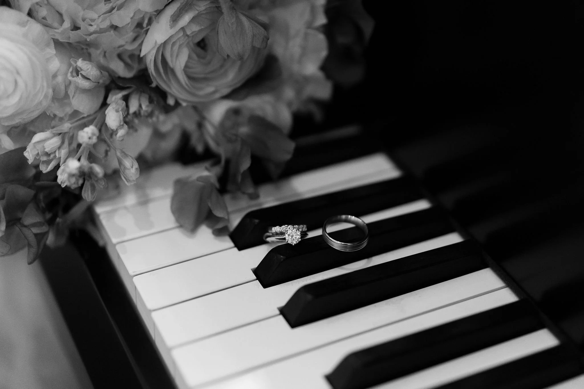 Seattle wedding planner — private residence home wedding Edmonds WA, Gordon Duo Weddings