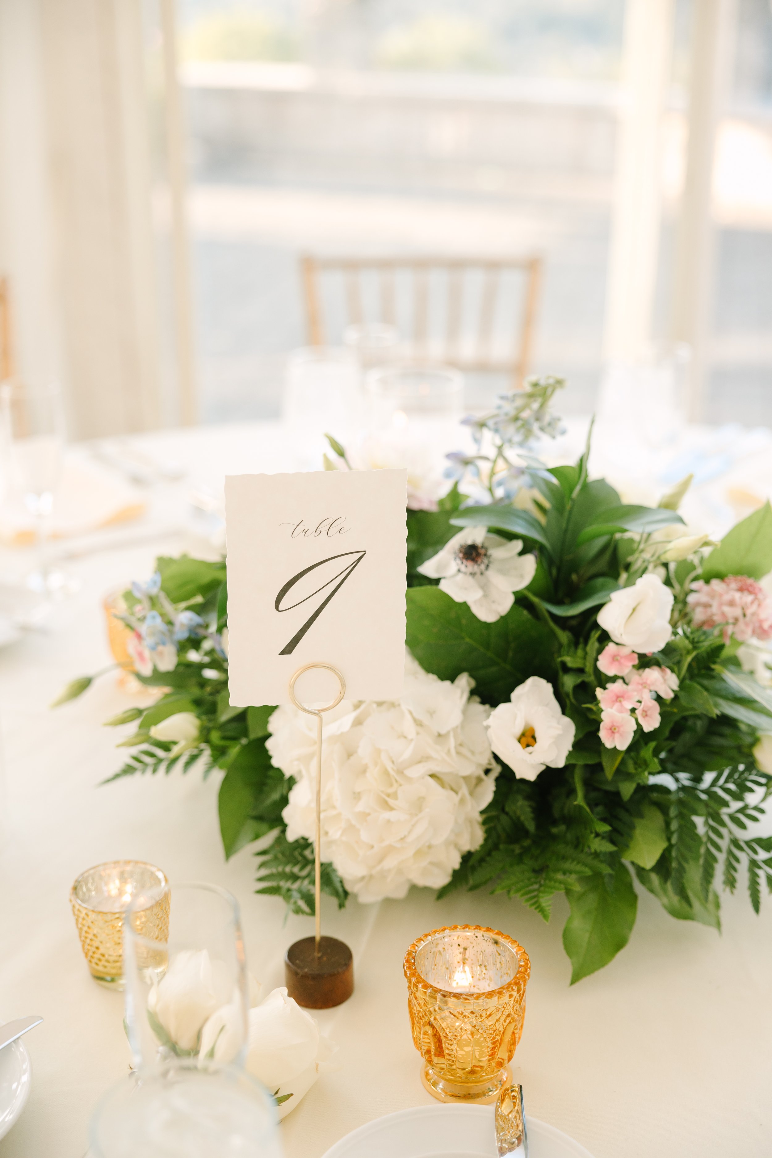 Wedding at The Golf Club at Newcastle, Newcastle, WA — planned by Gordon Duo Weddings, photography by Lloyd Photo & Films
