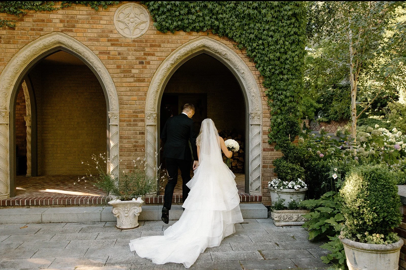 Wedding at The Highlands, Shoreline, WA — planned by Gordon Duo Weddings, photography by Nicole Gange Photography
