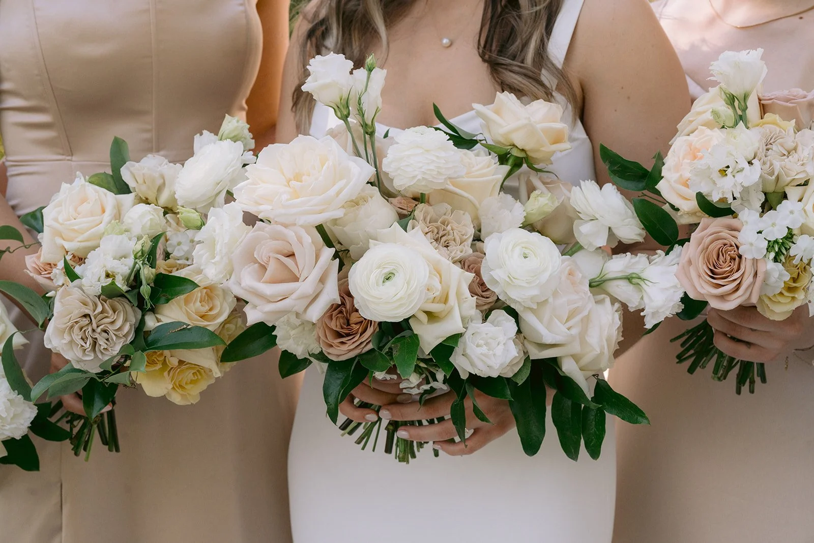Luxury bridal bouquet — Chateau Lill wedding Woodinville WA, Gordon Duo Weddings