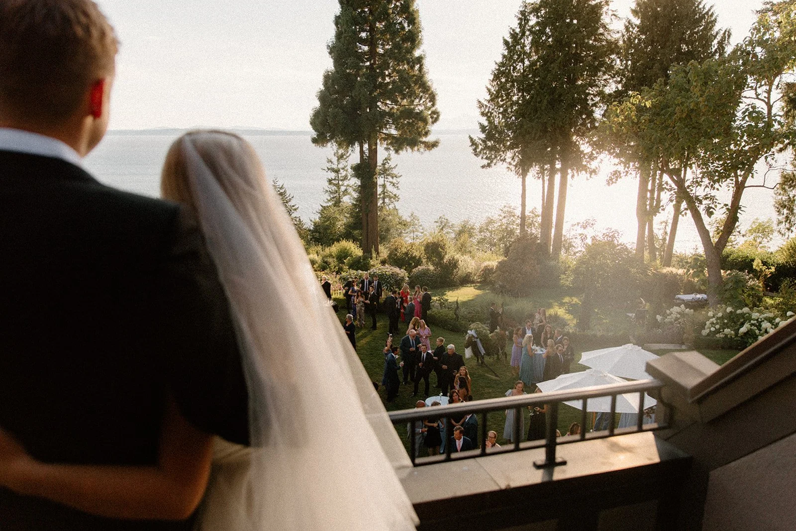 Wedding at The Highlands, Shoreline, WA — planned by Gordon Duo Weddings, photography by Nicole Gange Photography