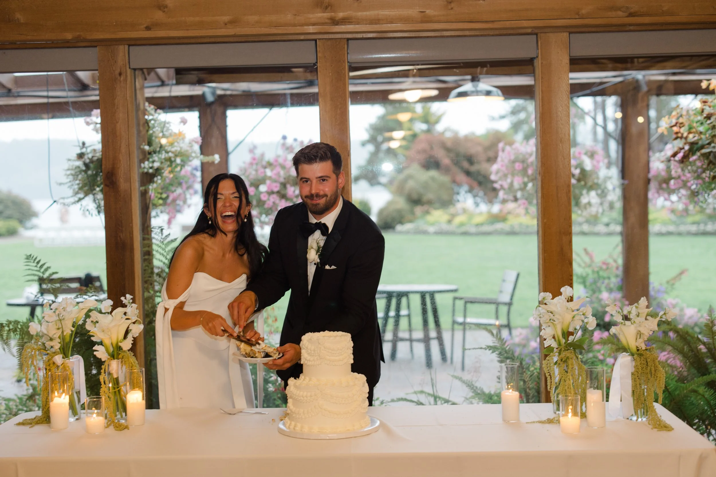 Wedding at Kiana Lodge, Poulsbo, WA — planned by Gordon Duo Weddings, photography by Claire Forrest Films
