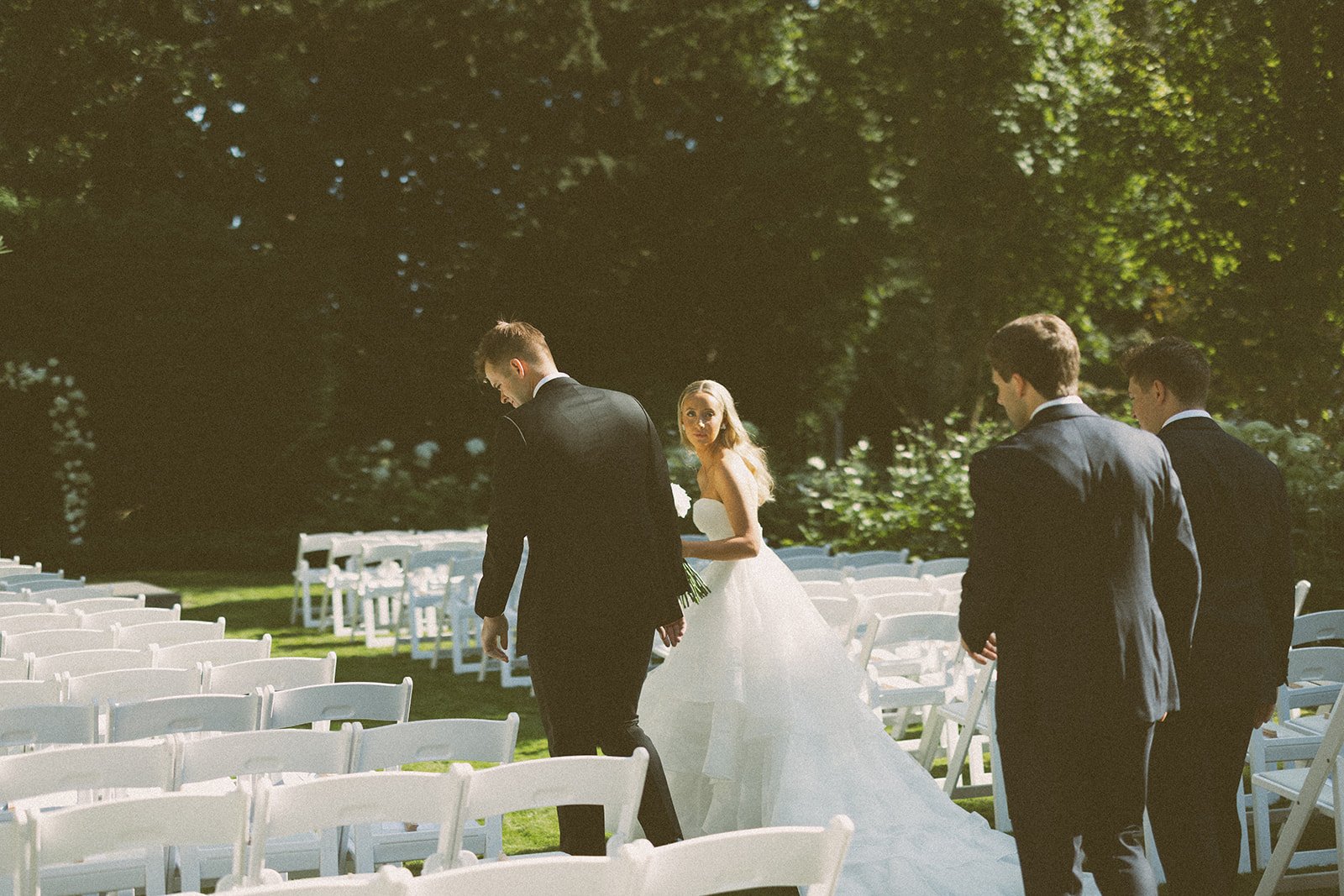 Wedding at The Highlands, Shoreline, WA — planned by Gordon Duo Weddings, photography by Nicole Gange Photography