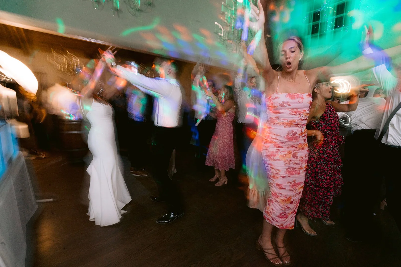 Seattle wedding planner — Chateau Lill Woodinville WA, Gordon Duo Weddings