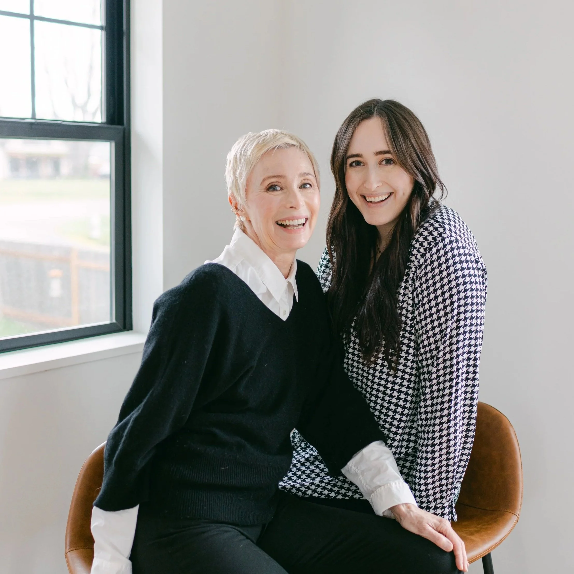 Fiona & Kate Gordon, wedding planning duo at Gordon Duo Weddings, Seattle WA