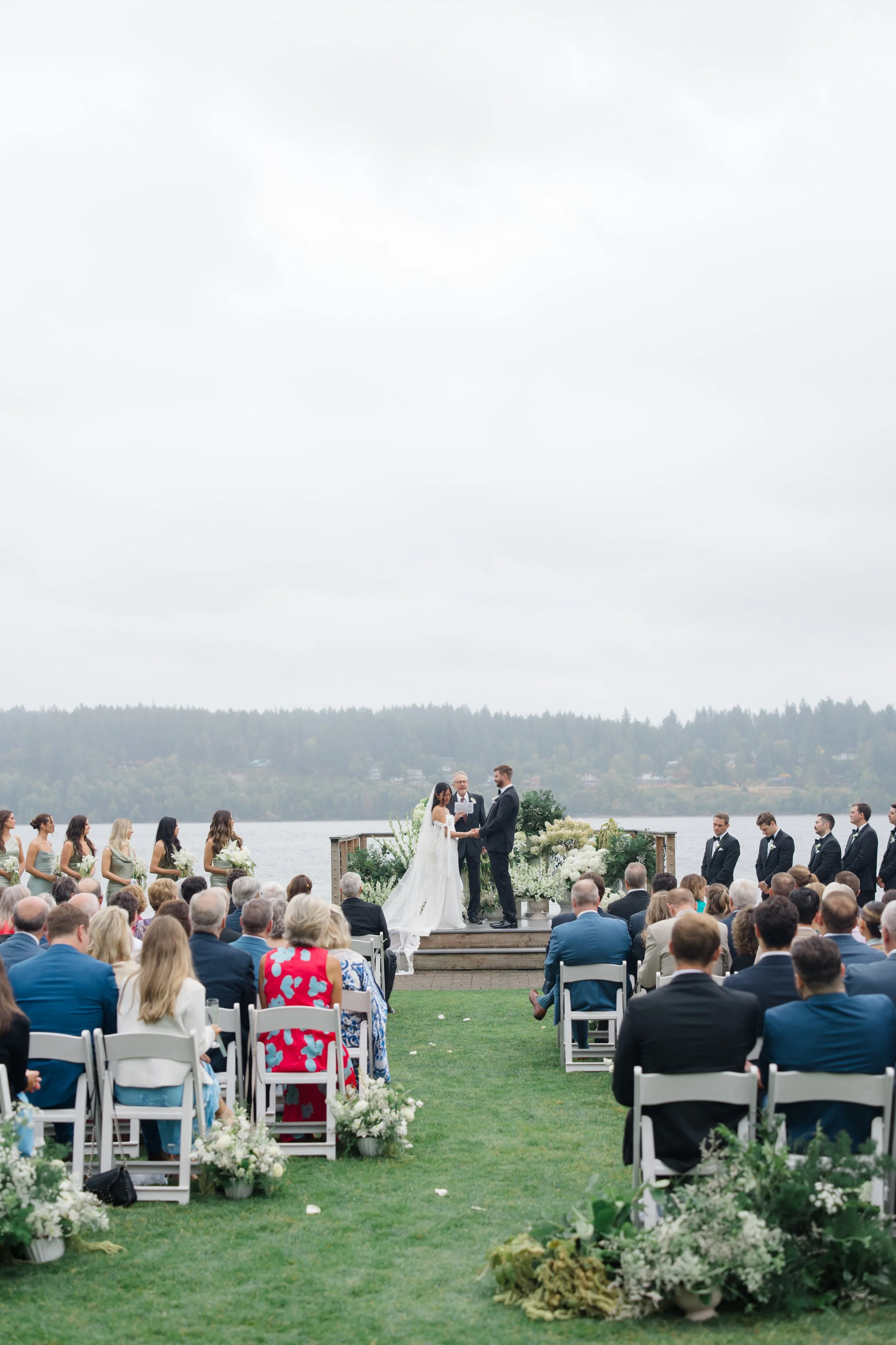 Wedding at Kiana Lodge, Poulsbo, WA — planned by Gordon Duo Weddings, photography by Claire Forrest Films