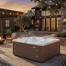 Outdoor patio with Sundance Hot Tub.