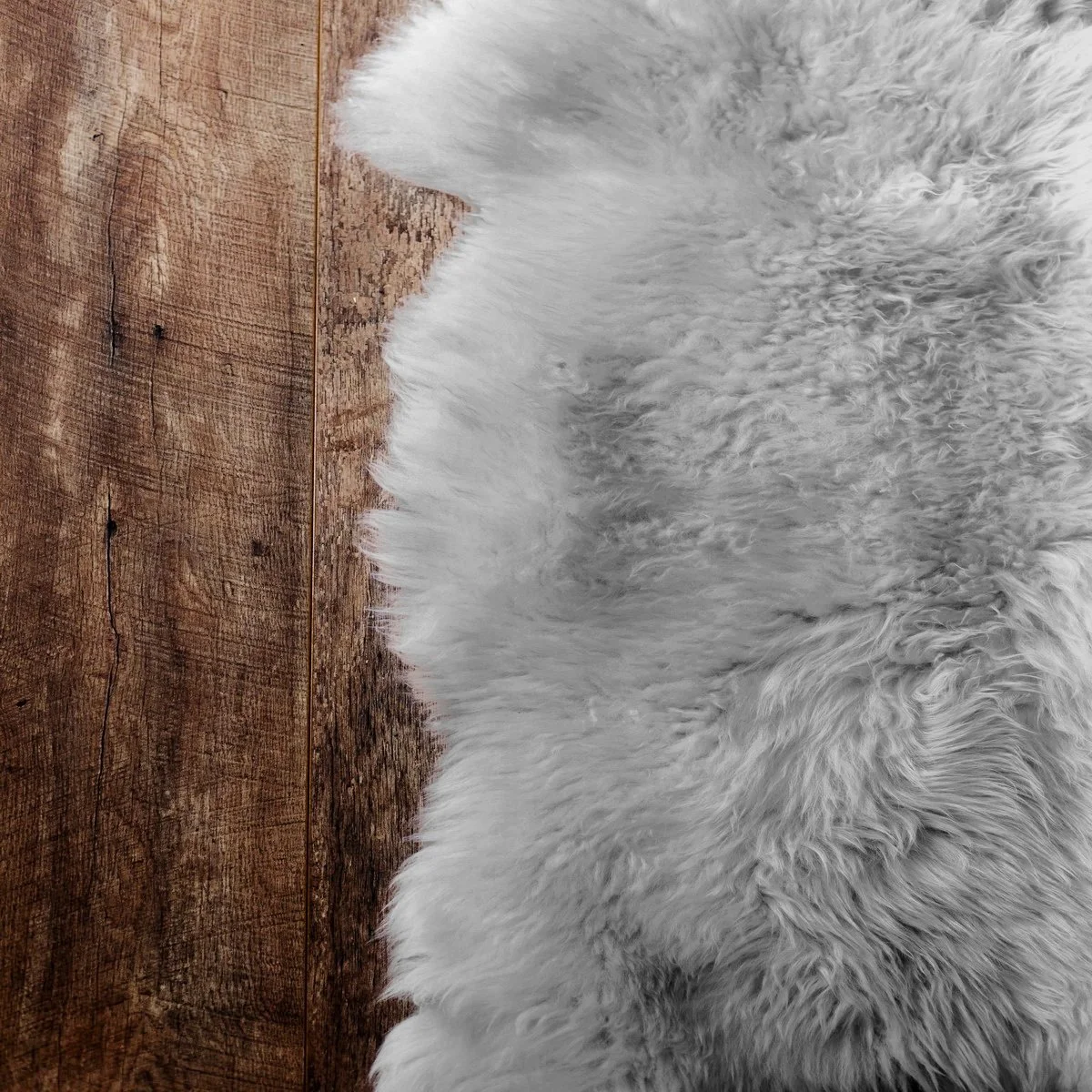 Natural Premium New Zealand Sheepskin approx. 2' x 3' | Quiet Grey