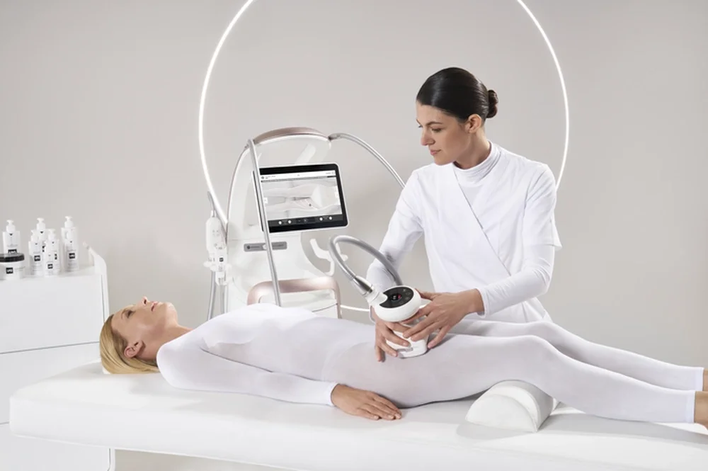 LPG Endermologie treatment on thighs at Lymph Me Up in San Jose