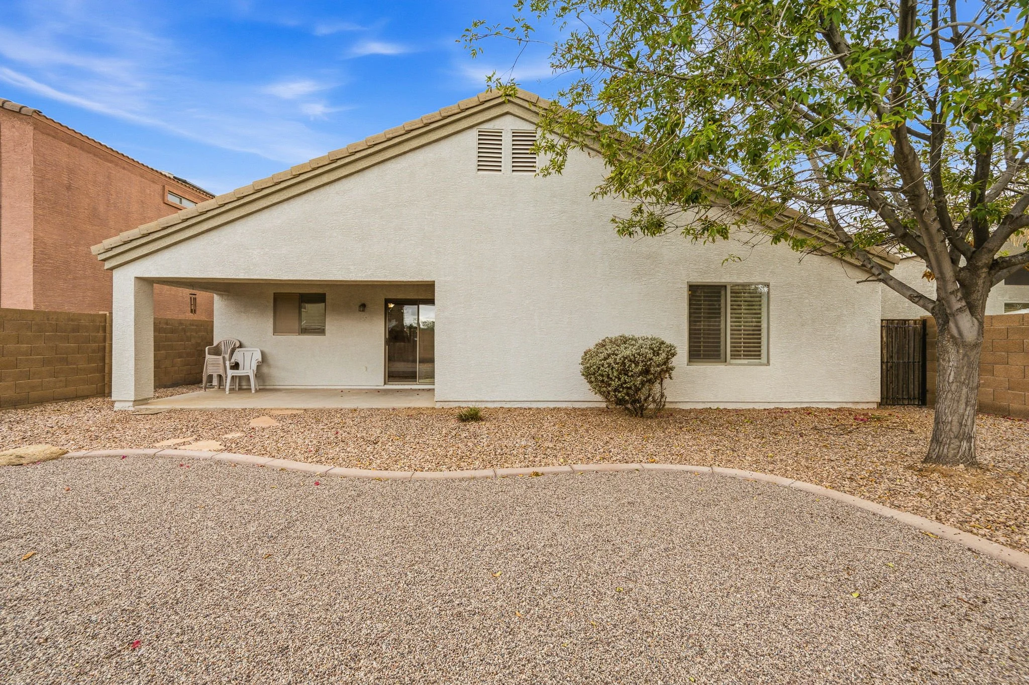 32-web-or-mls-43588 W Blazen Trail-131.jpg