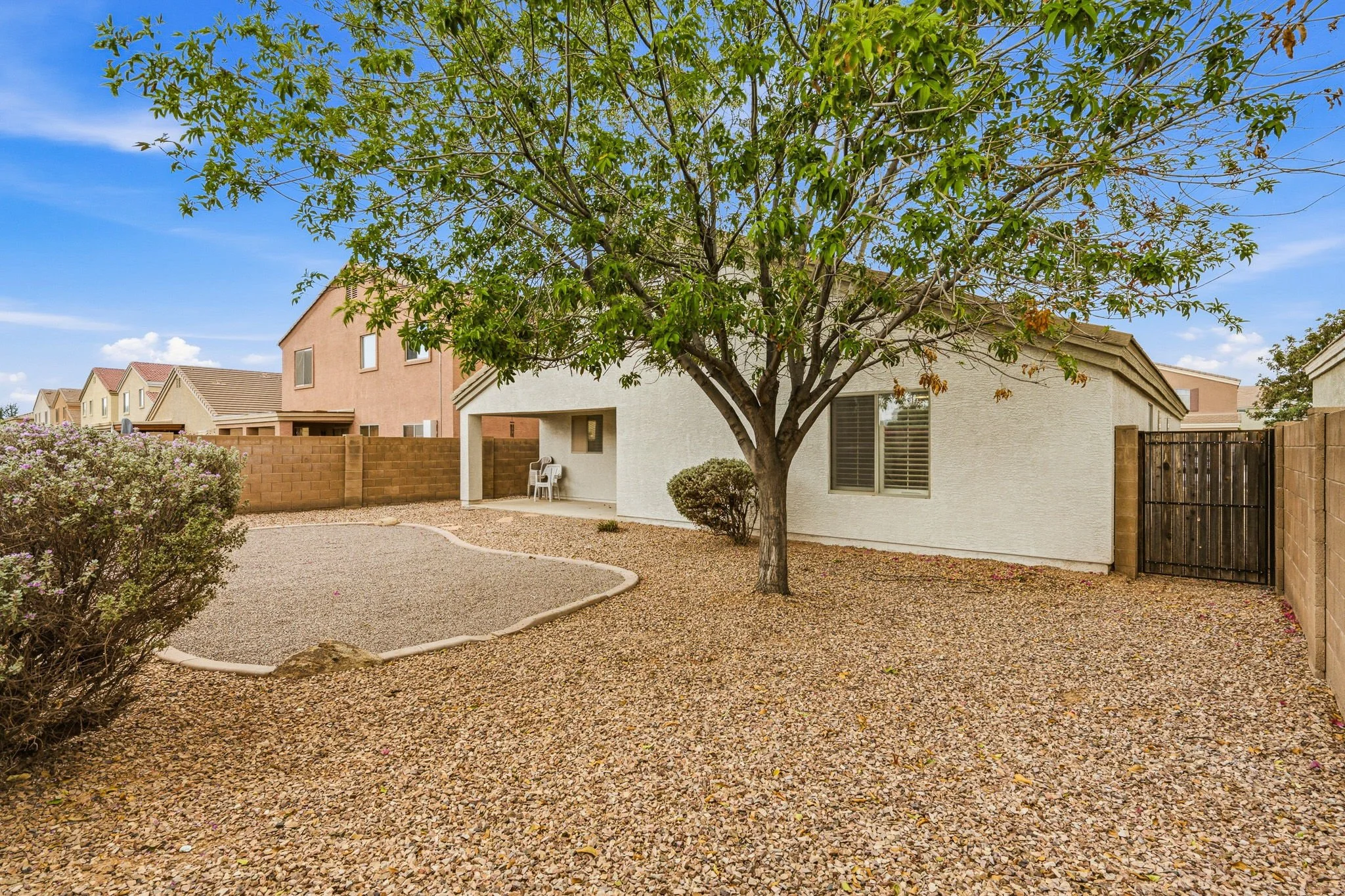 31-web-or-mls-43588 W Blazen Trail-130.jpg