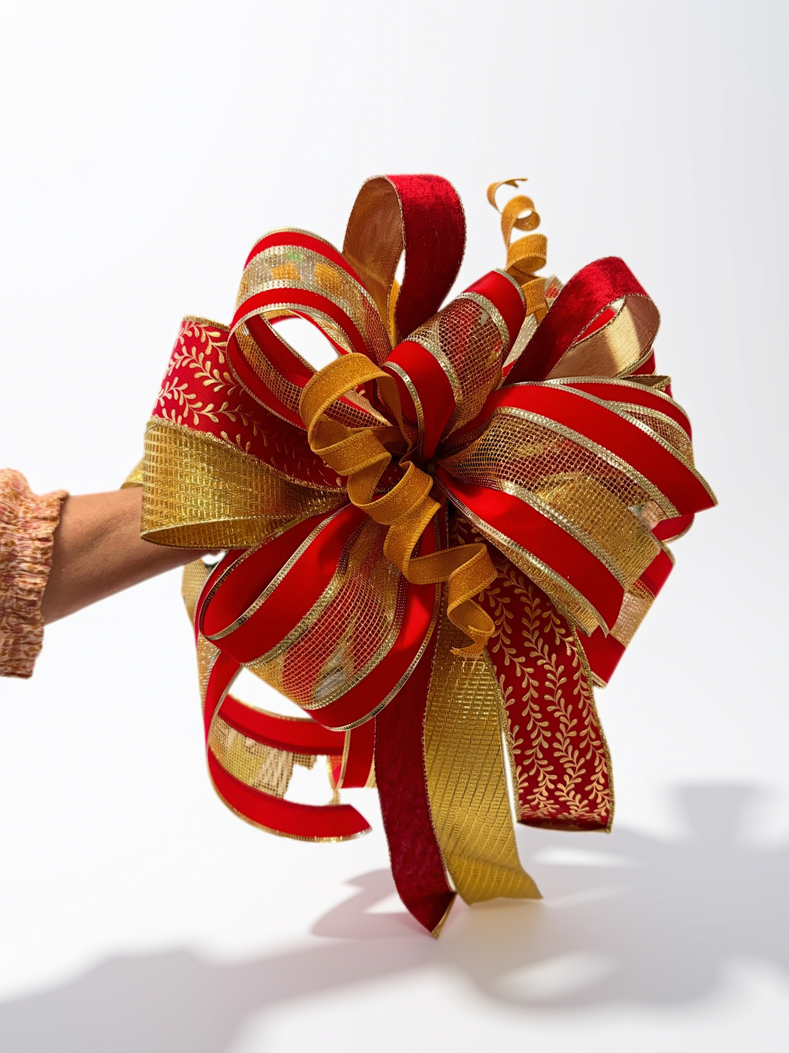 Classic Red & Gold Christmas Bow – Christmas Tree & Wreath Topper