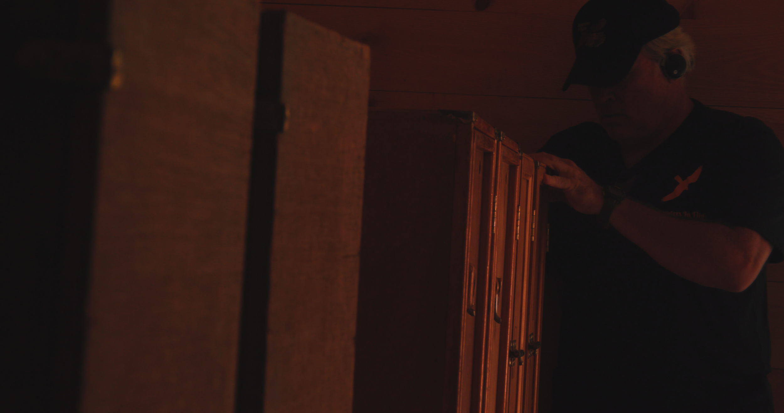 RoughCut_Bradleys_2_260814.00_03_56_08.Still035.png