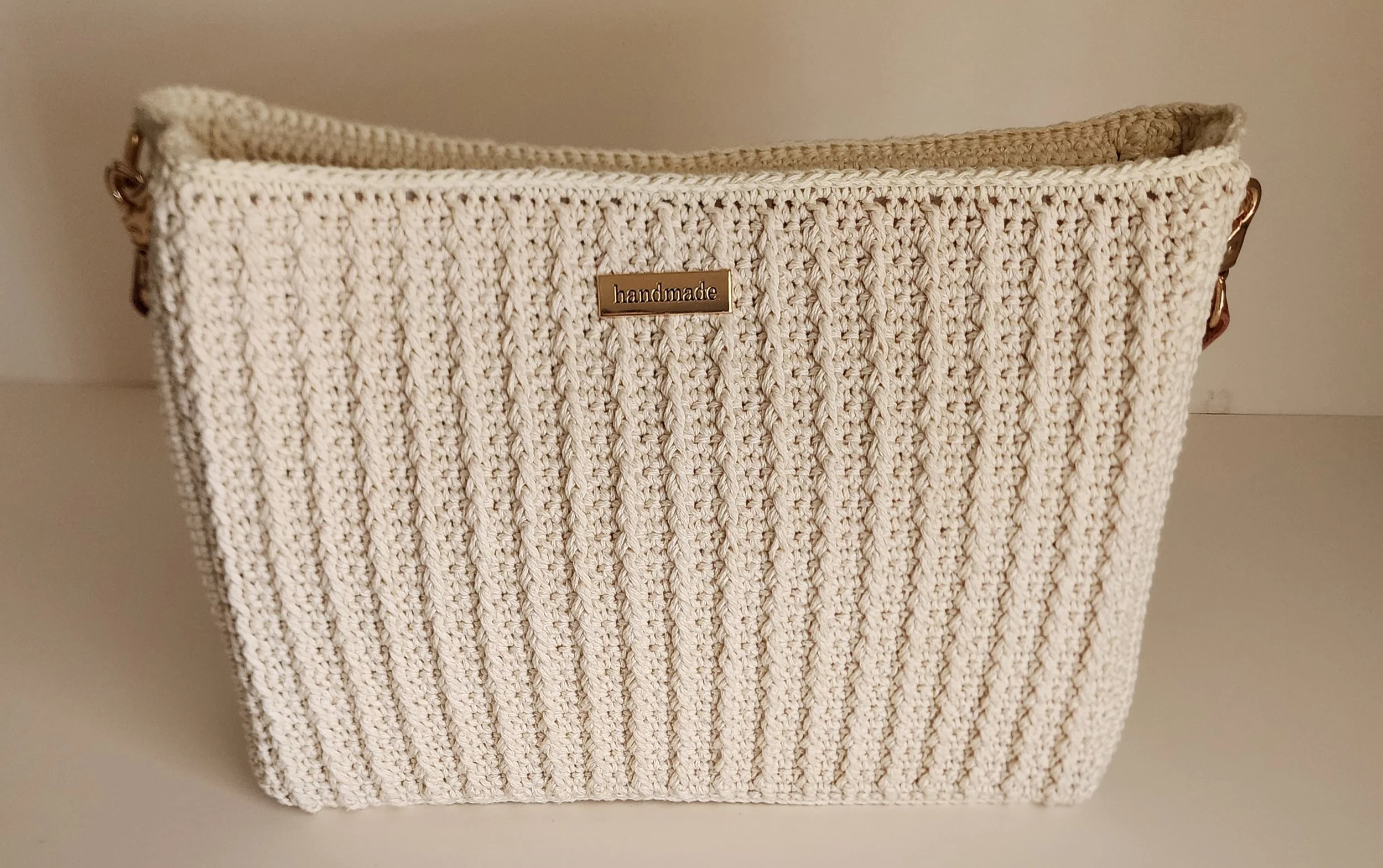 Encanto Day Bag