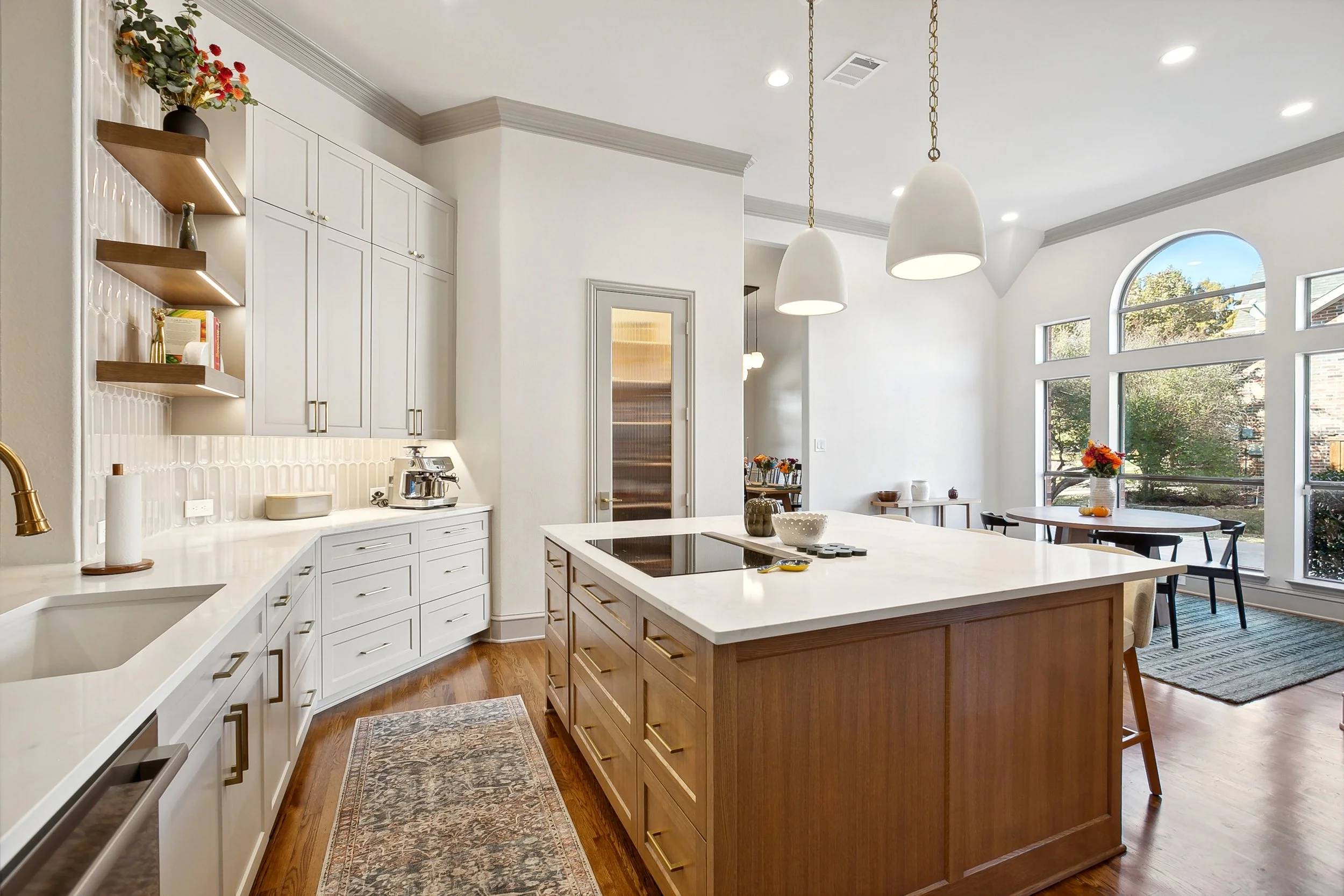 Kitchen 1.jpg