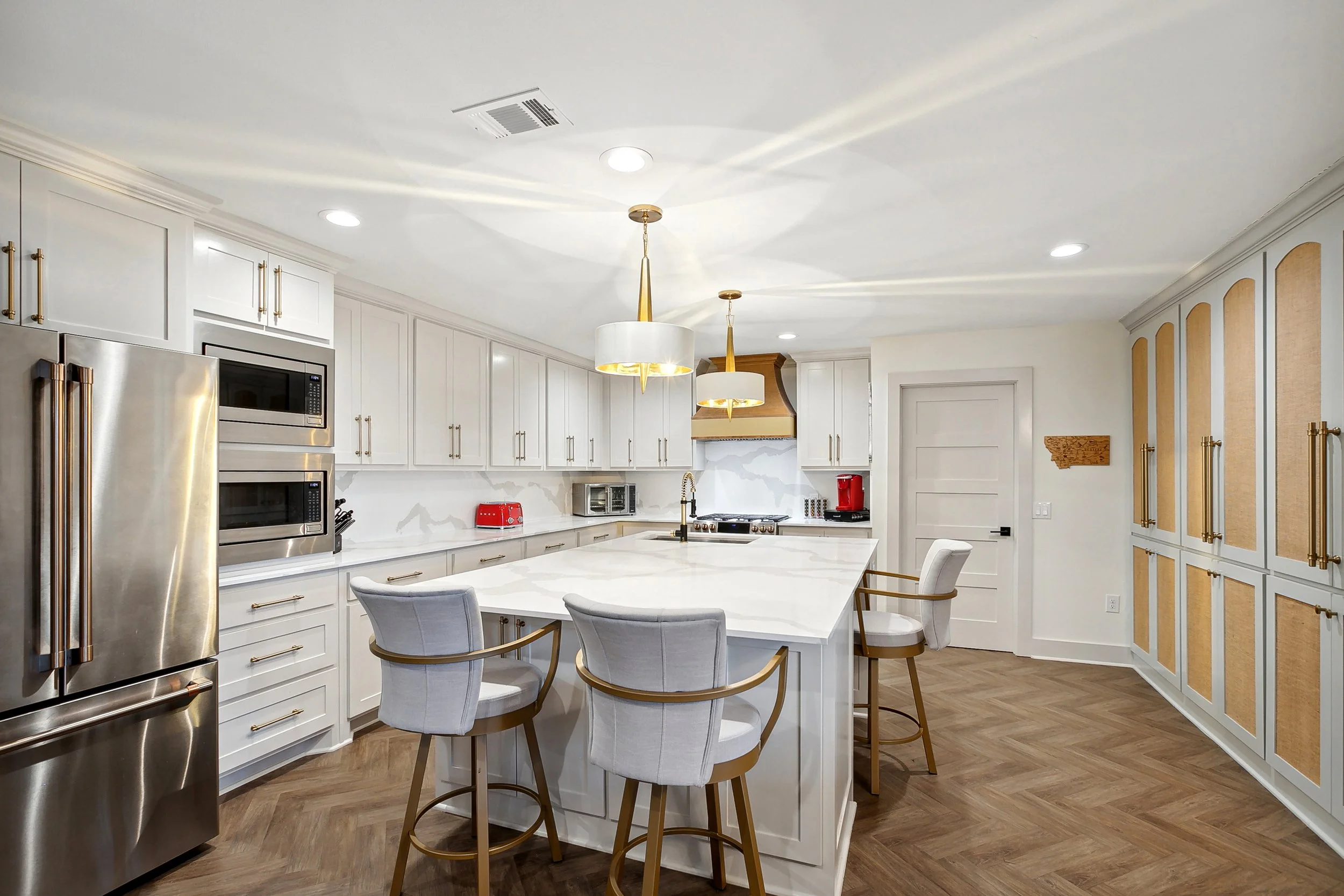 Kitchen 12.jpg