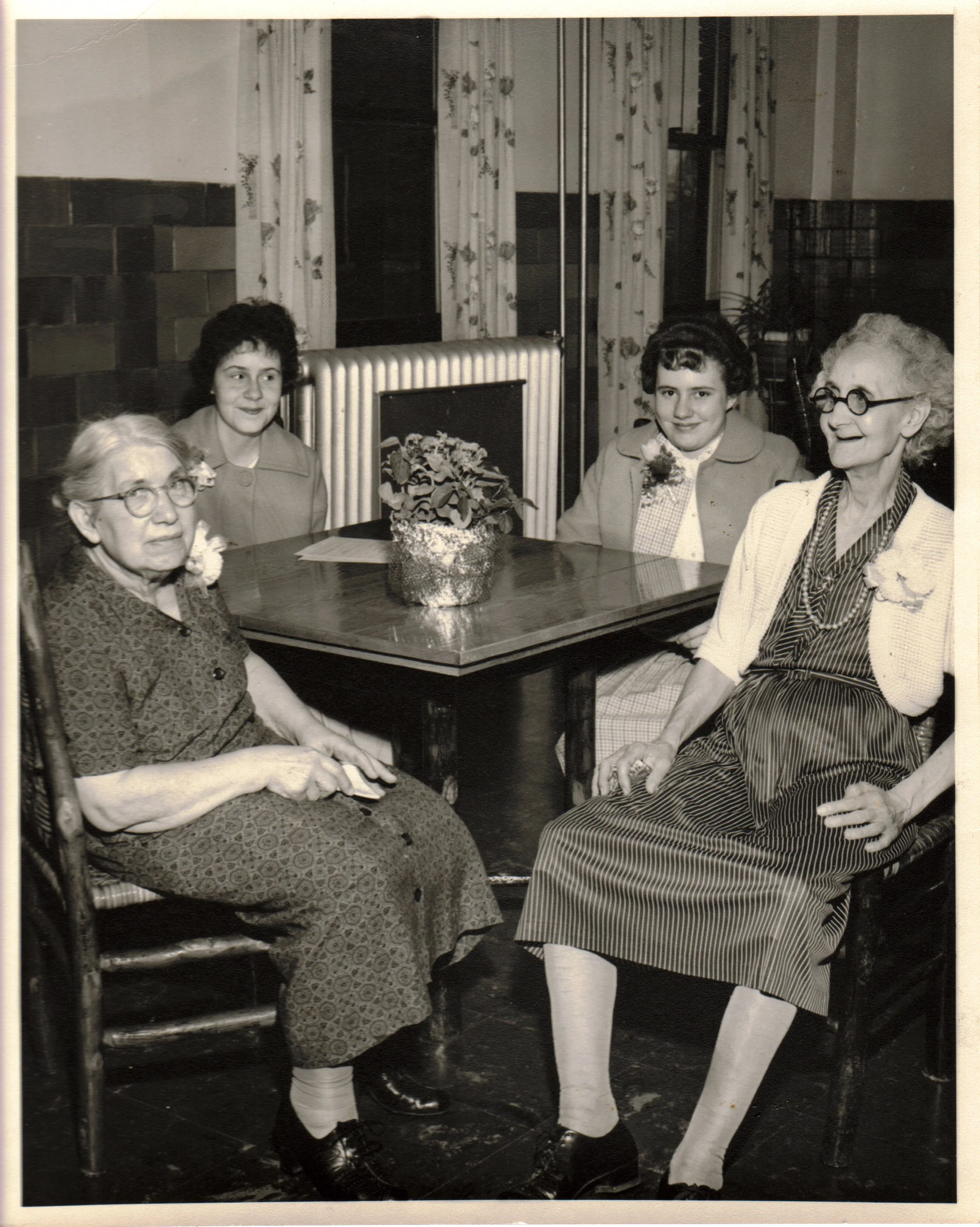 Image courtesy of Byron Health Center historical keepings.