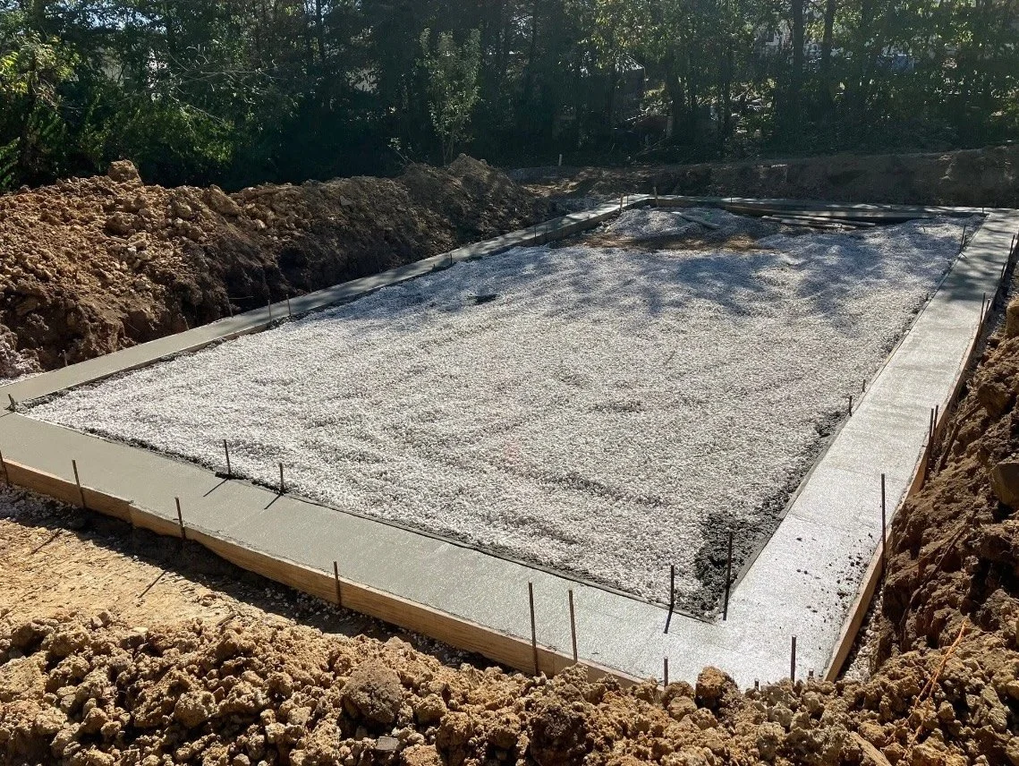 foundation pour.jpeg