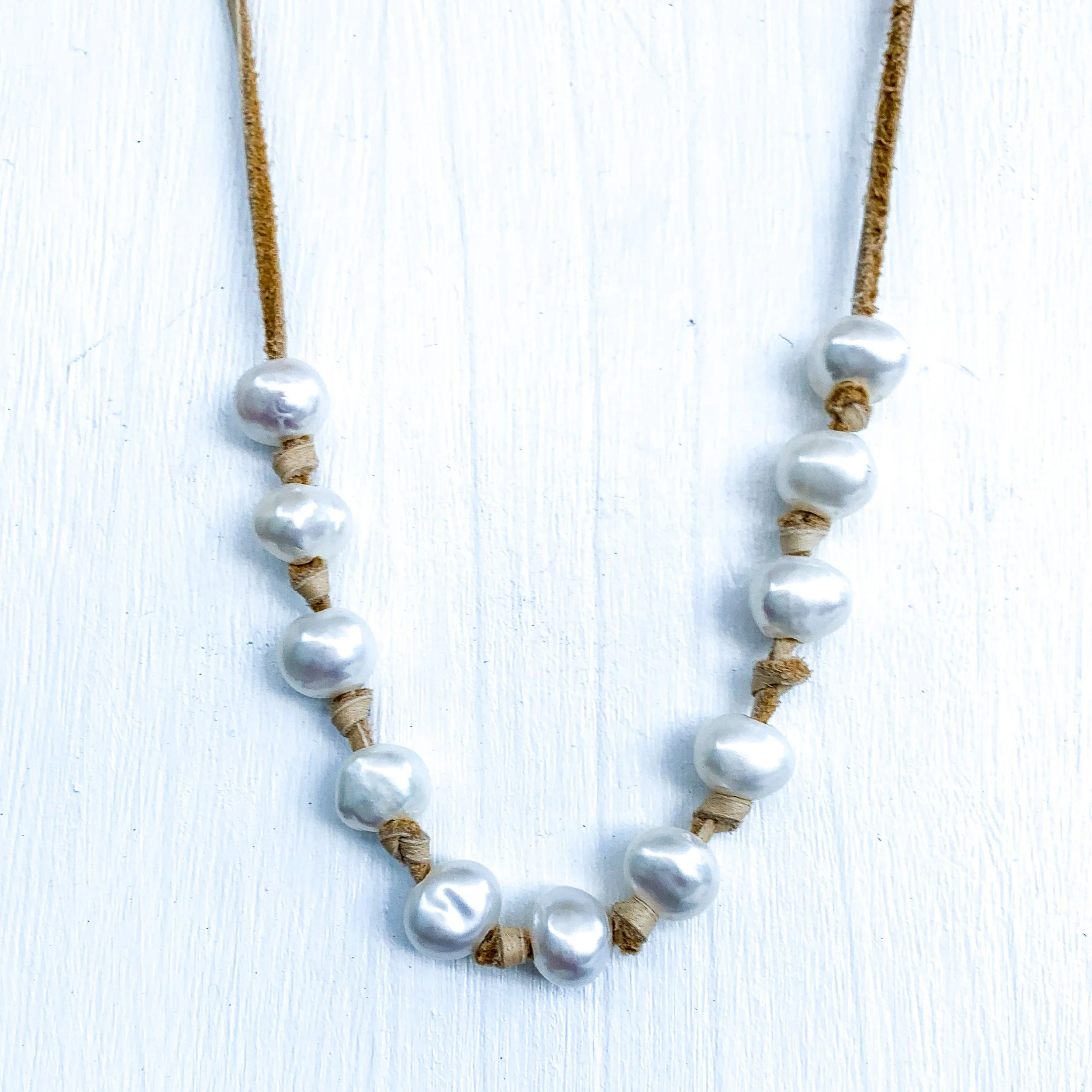 palaminopearlchoker.jpg
