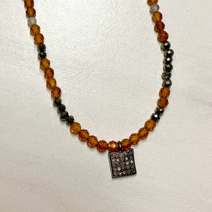garnethiddentreasurechoker.png