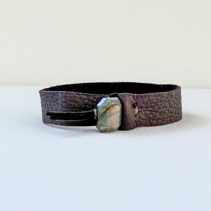 SHINE_YOUR_LIGHT_BRACELET.png
