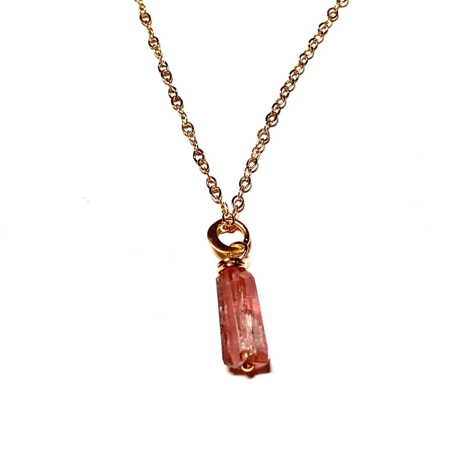 pink_truth_necklace_close_up_1eda7436-809b-4d10-9dbc-2e198e16ebc1.jpg