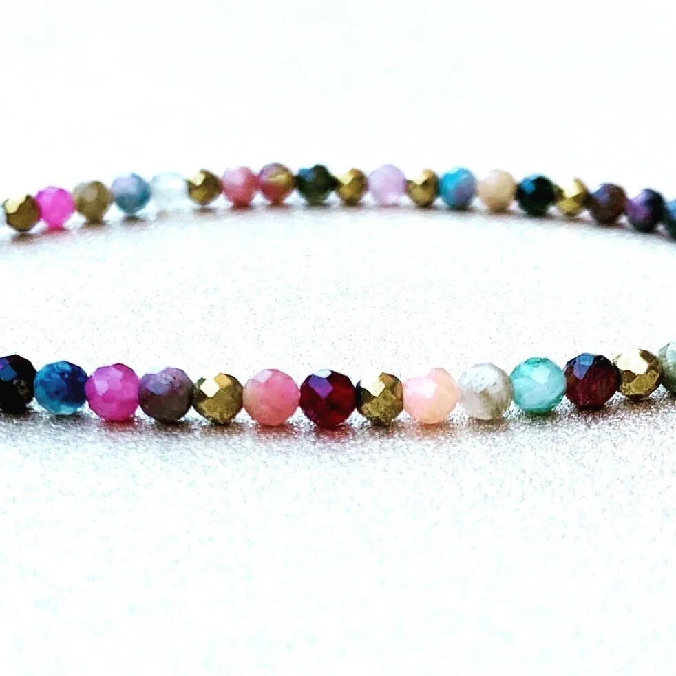 tourmaline_2Bbracelet_2Bclose_2Bup.jpg