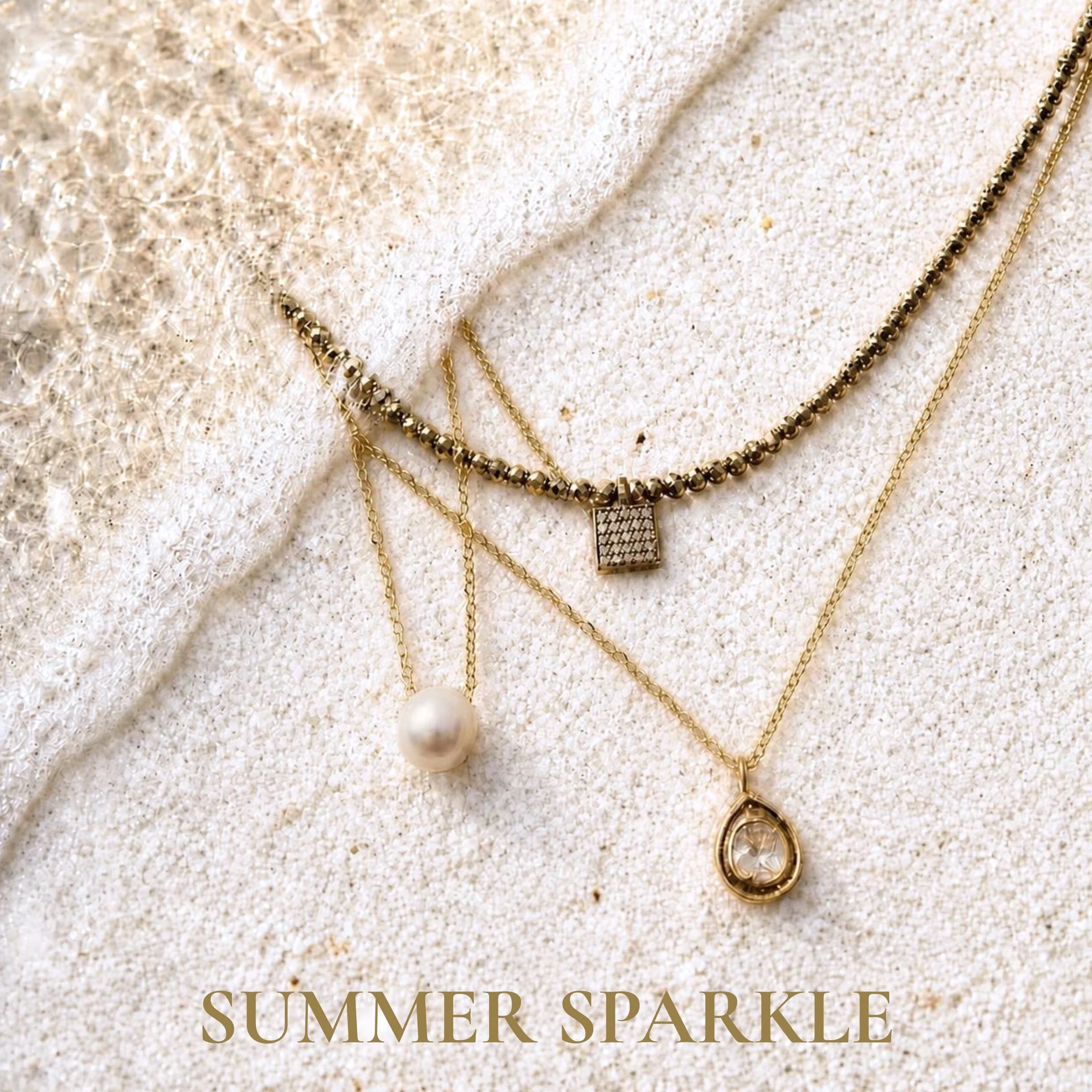 Sending you some Summer Sunday Sparkle ✨🤍✨ #sundayvibes #sparkleandshine #seasideliving #sunnyday #diamondsandpearls