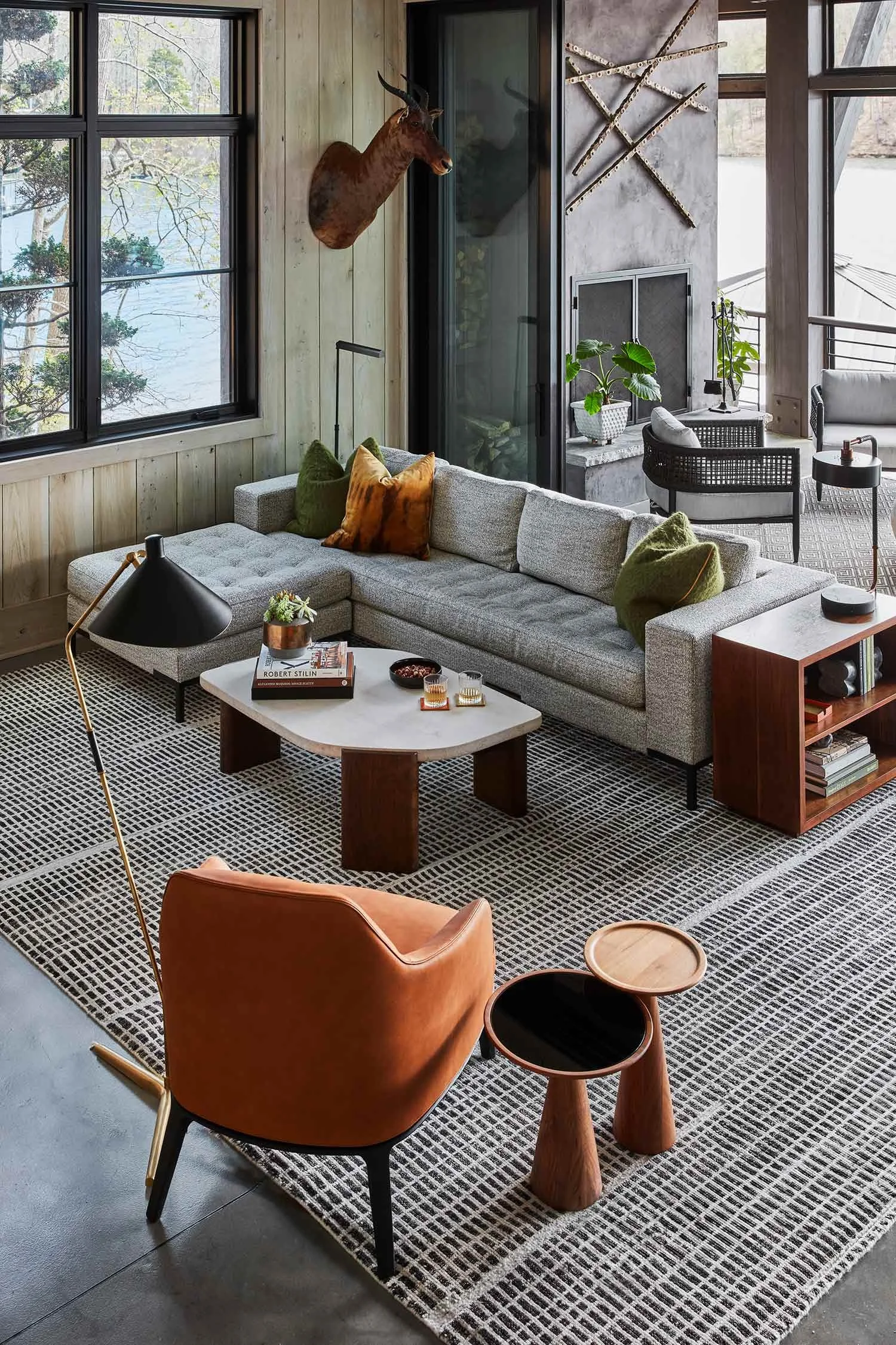 greenapple-residential-design-living-room-orange-trip.jpg