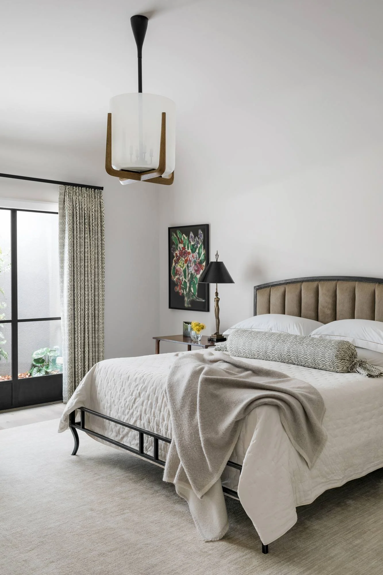 millwalk-atlanta-residential-interior-design-primary-bedroom-channeled-headboard-pendant-light.jpg