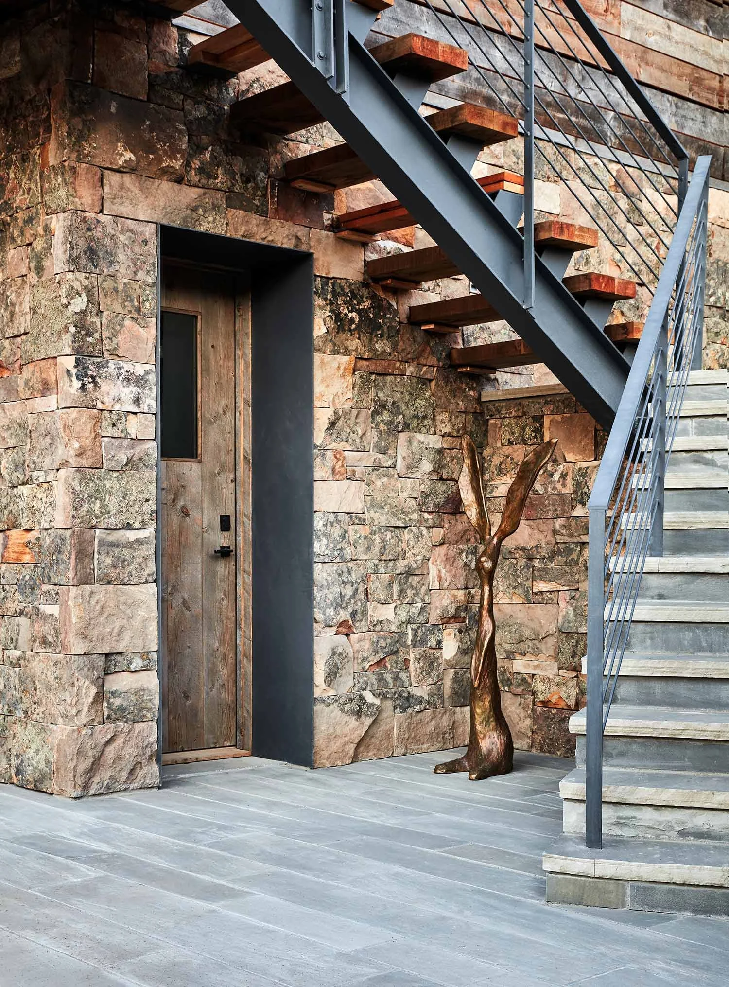 BearDanceTrail-Mountain-exterior-stair.jpg