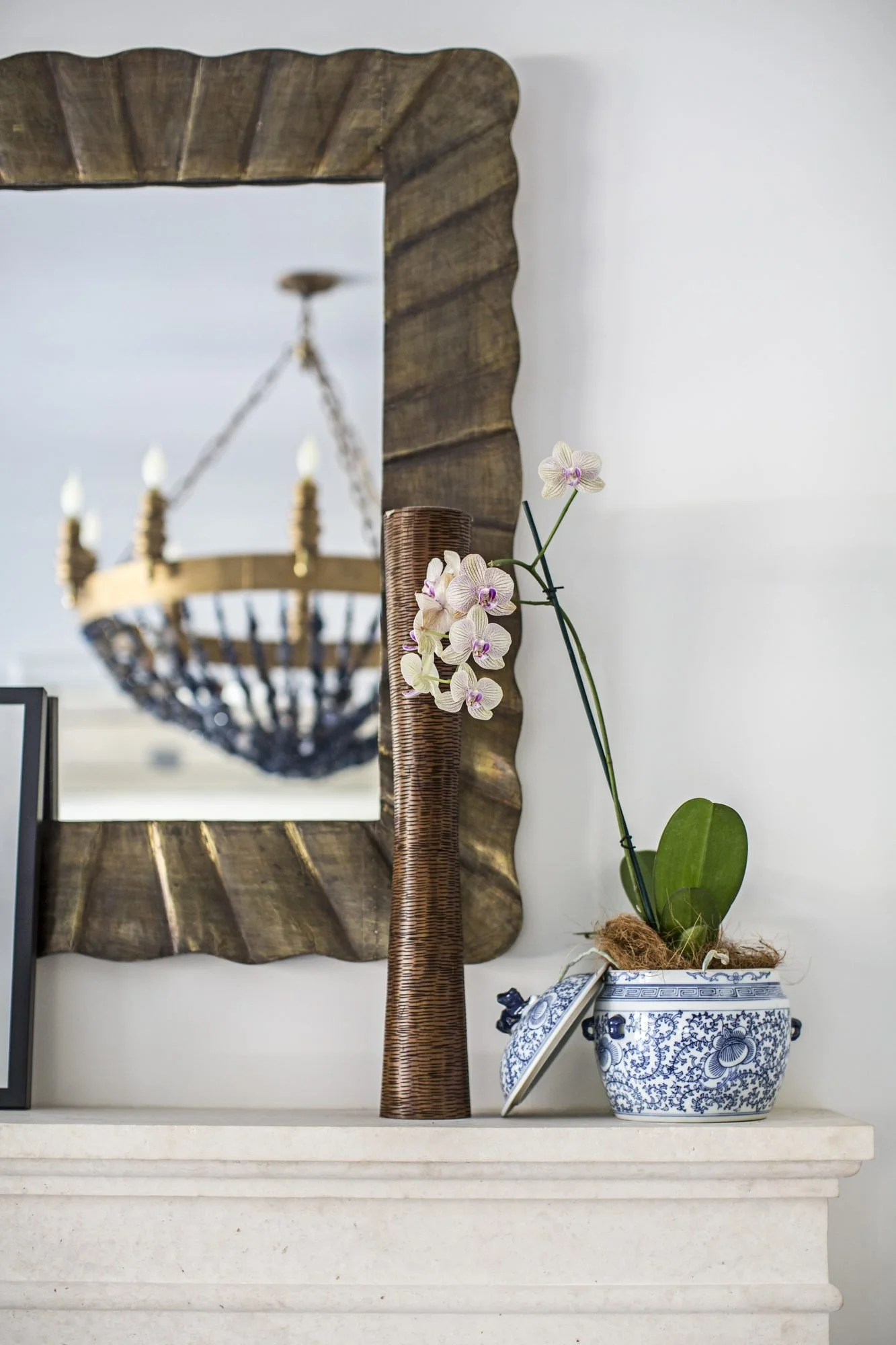 fireplace-mantel-vignette-orchid-blue-white-ginger-jar.jpg