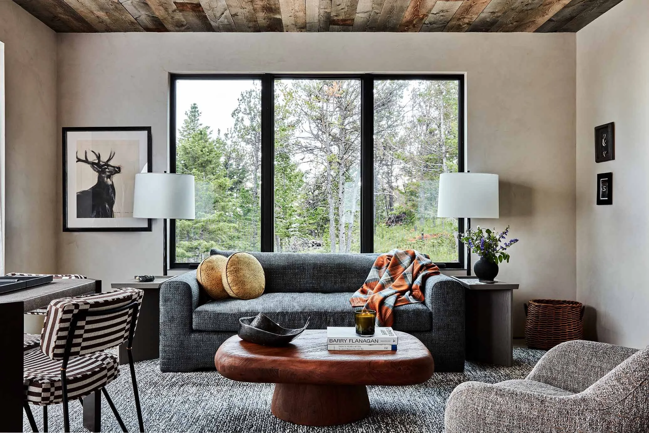 BearDanceTrail-Mountain-living-room-sofa.jpg