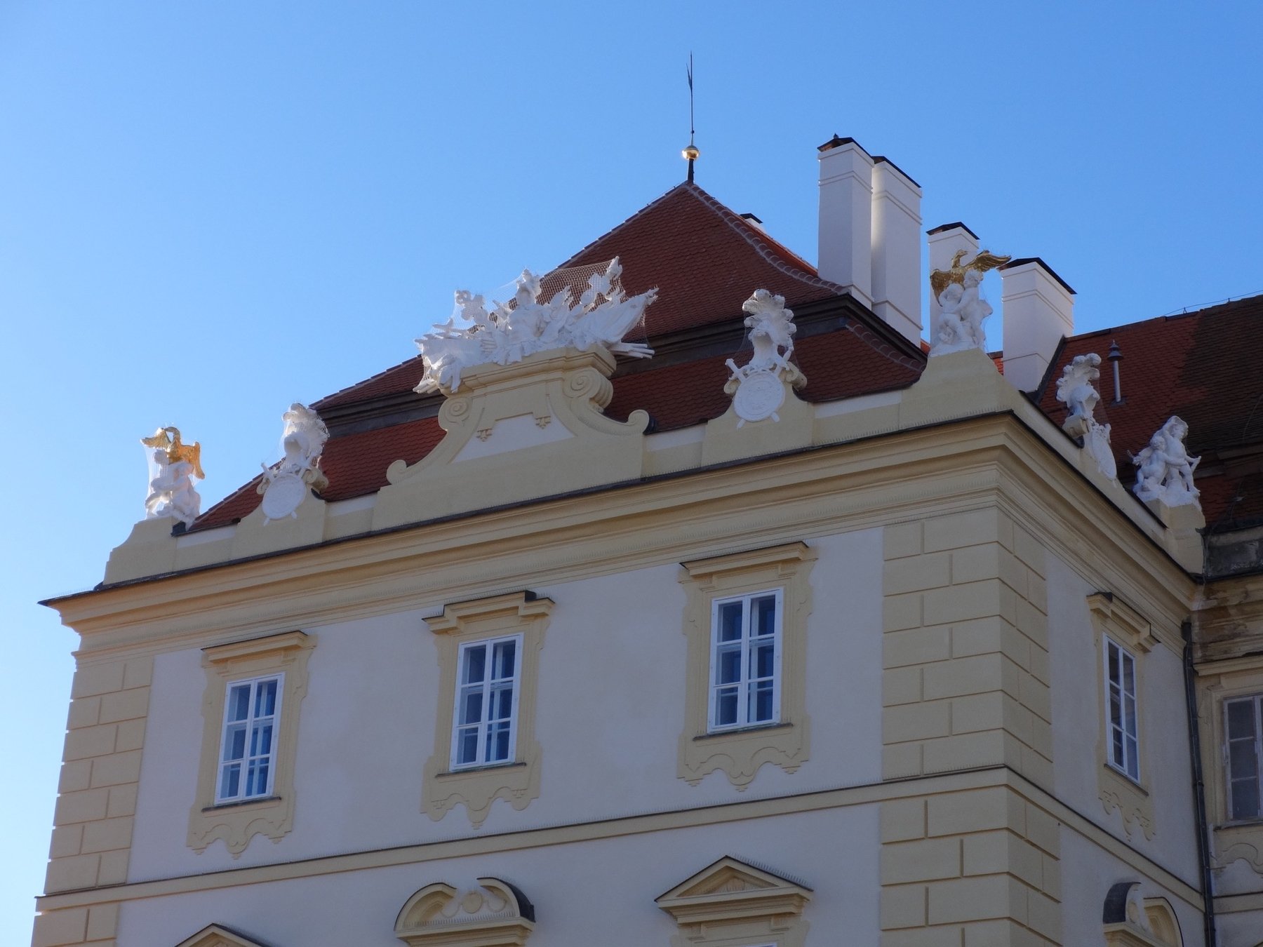Valtice, zámek