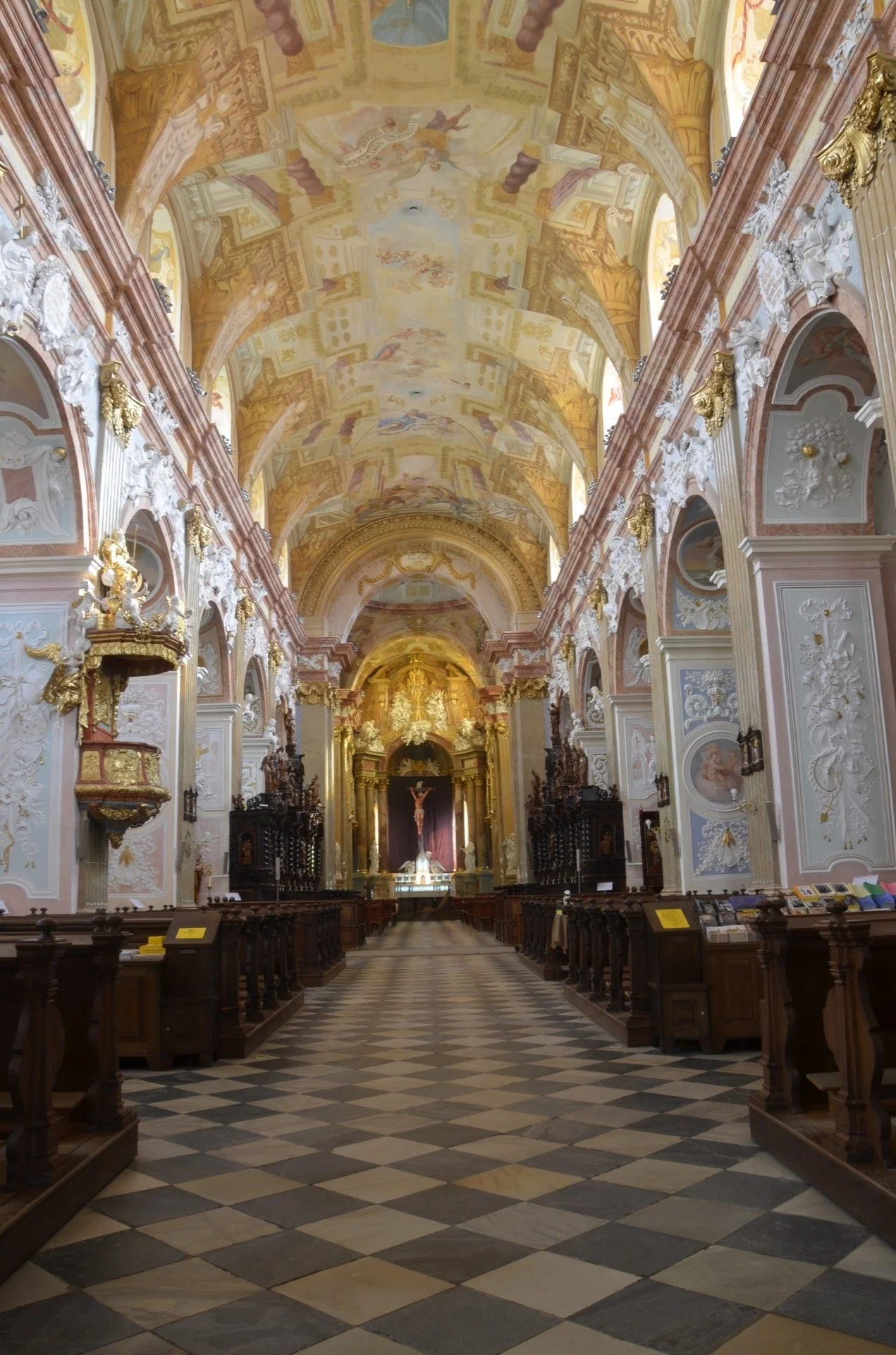 Velehrad, Bazilika Nanebevzetí Panny Marie a sv. Cyrila a Metoděje