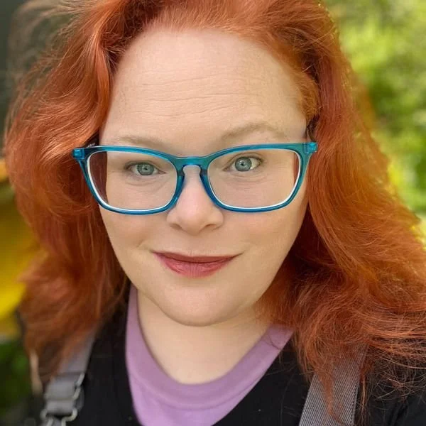 Laura Roald headshot