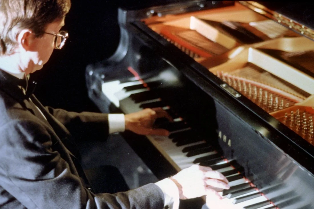 image of actors in Piano Stories