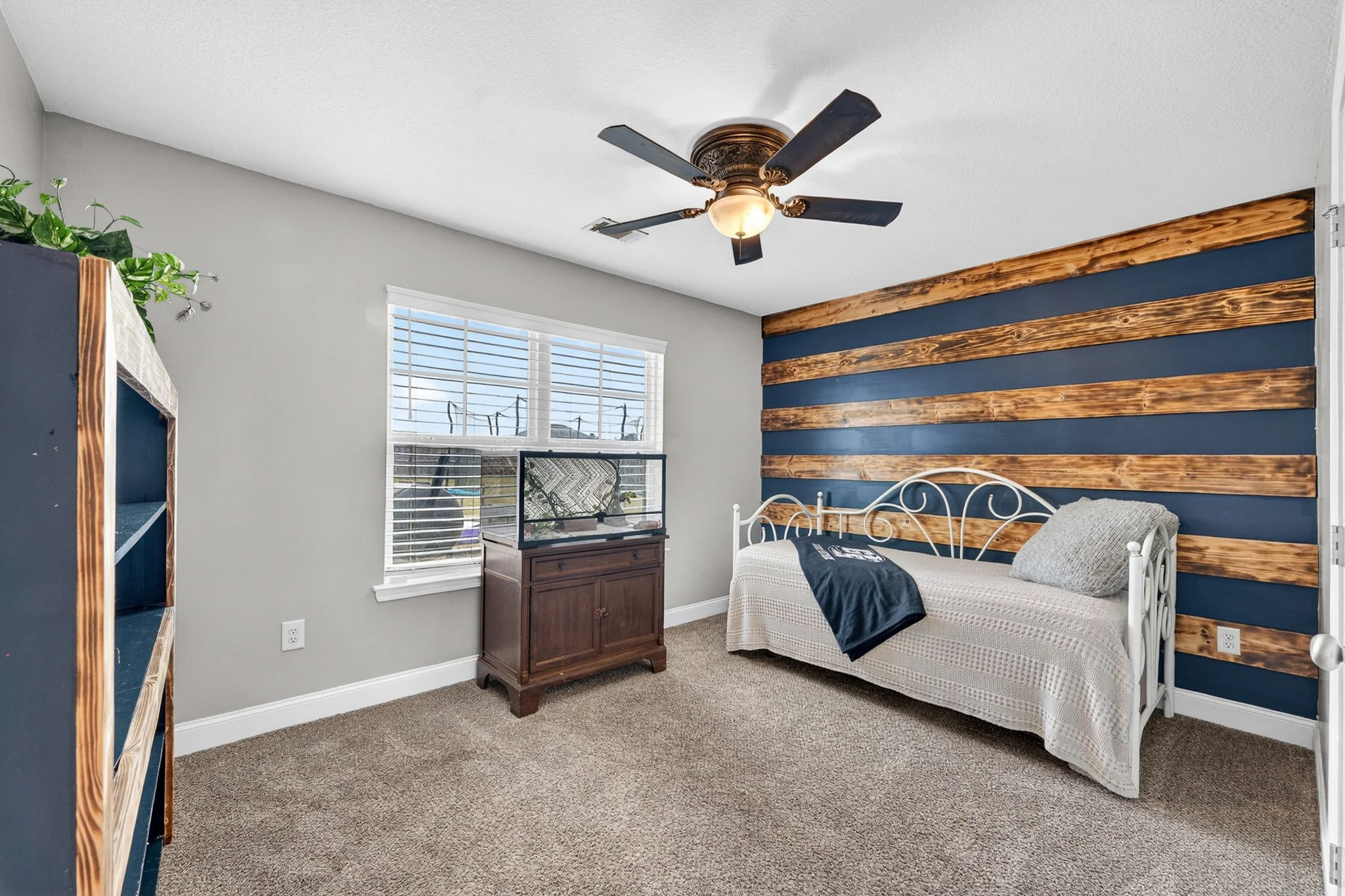 114 COVE COURT -45.jpg
