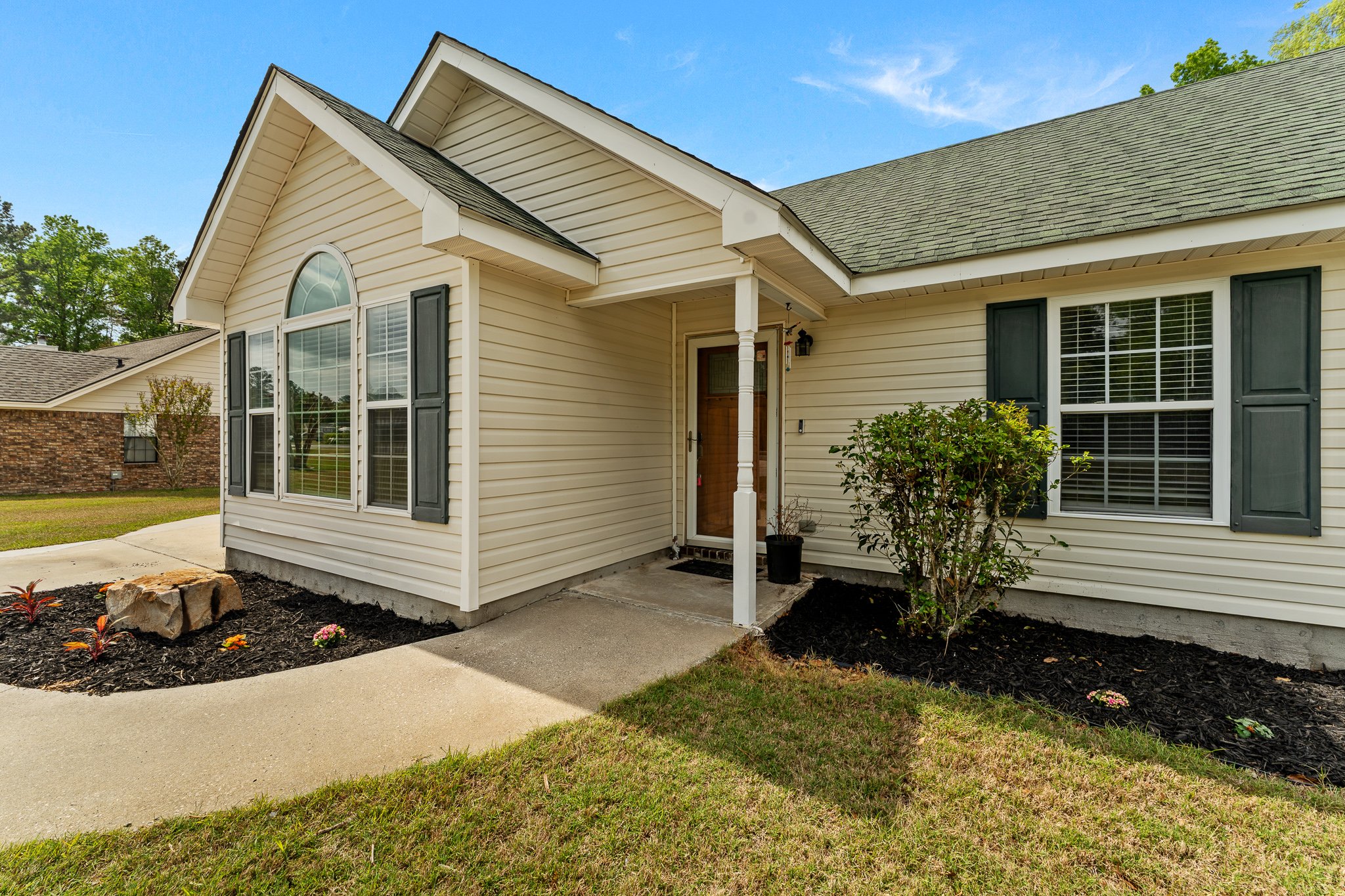 140 HUGER ST-16.jpg
