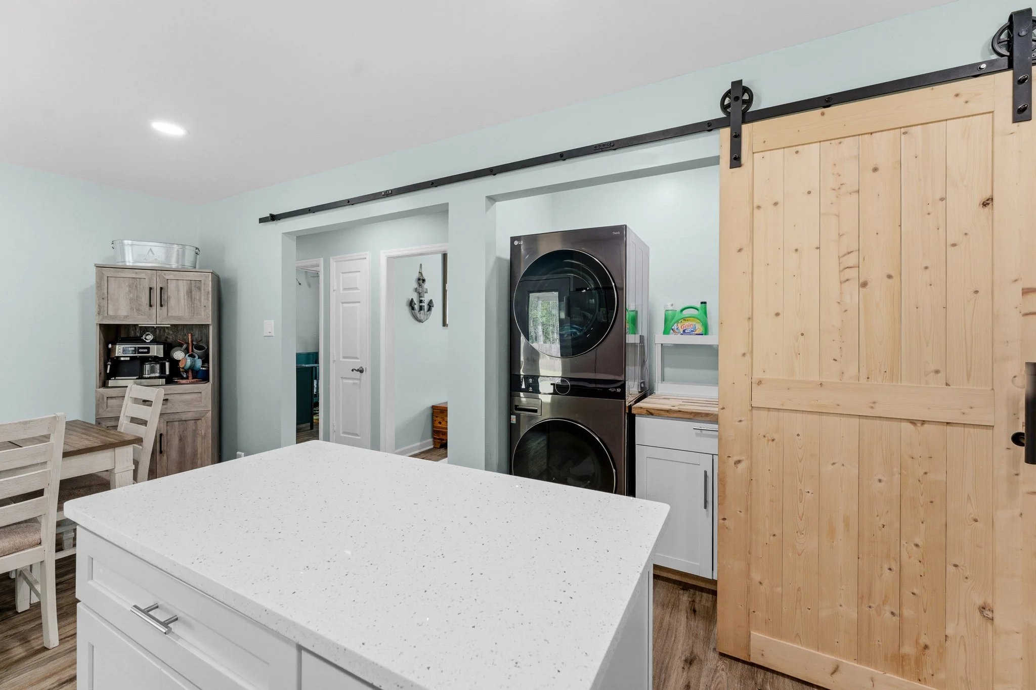 140 HUGER ST-33.jpg