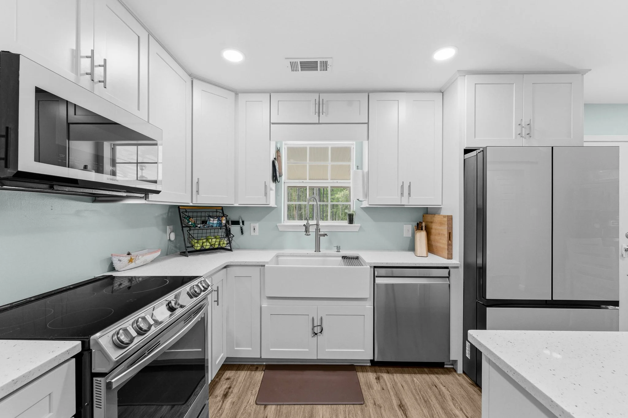 140 HUGER ST-31.jpg