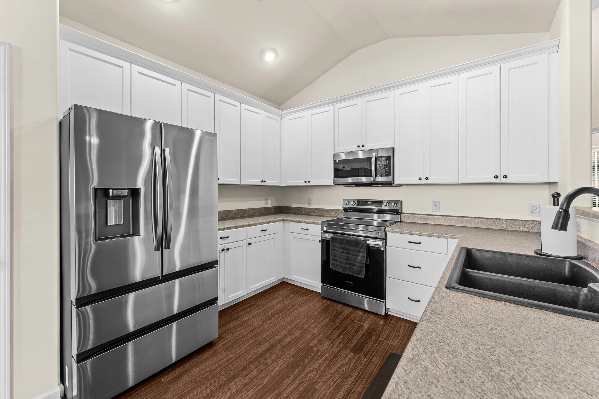 1559 BRADLEY BLVD-20.jpg
