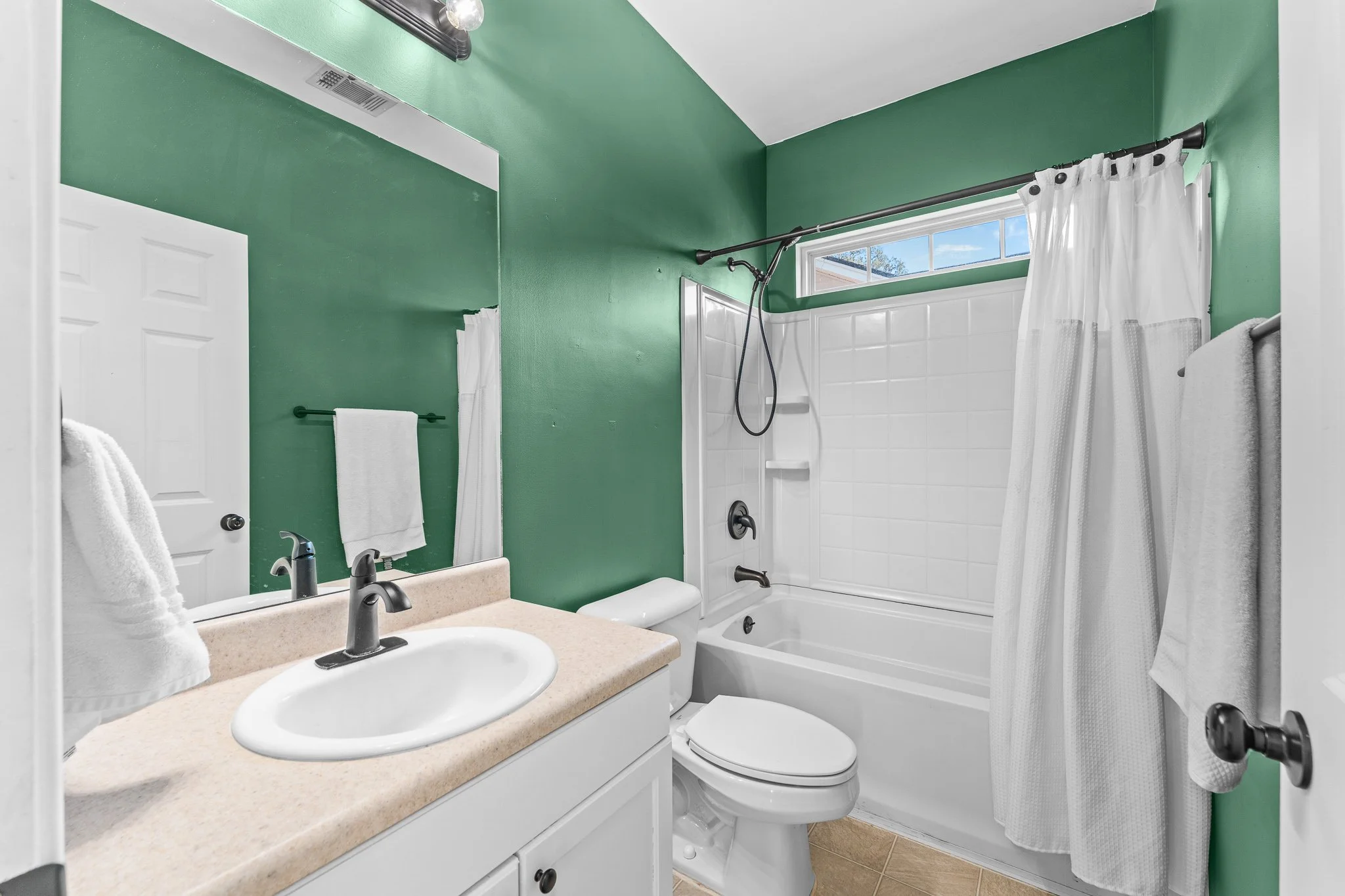 1559 BRADLEY BLVD-27.jpg