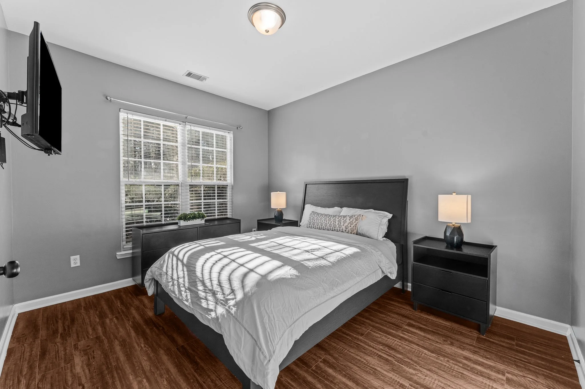 1559 BRADLEY BLVD-25.jpg