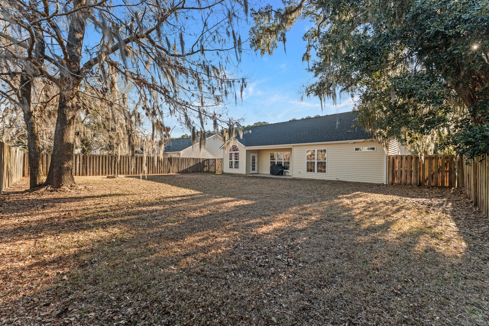 1559 BRADLEY BLVD-32.jpg