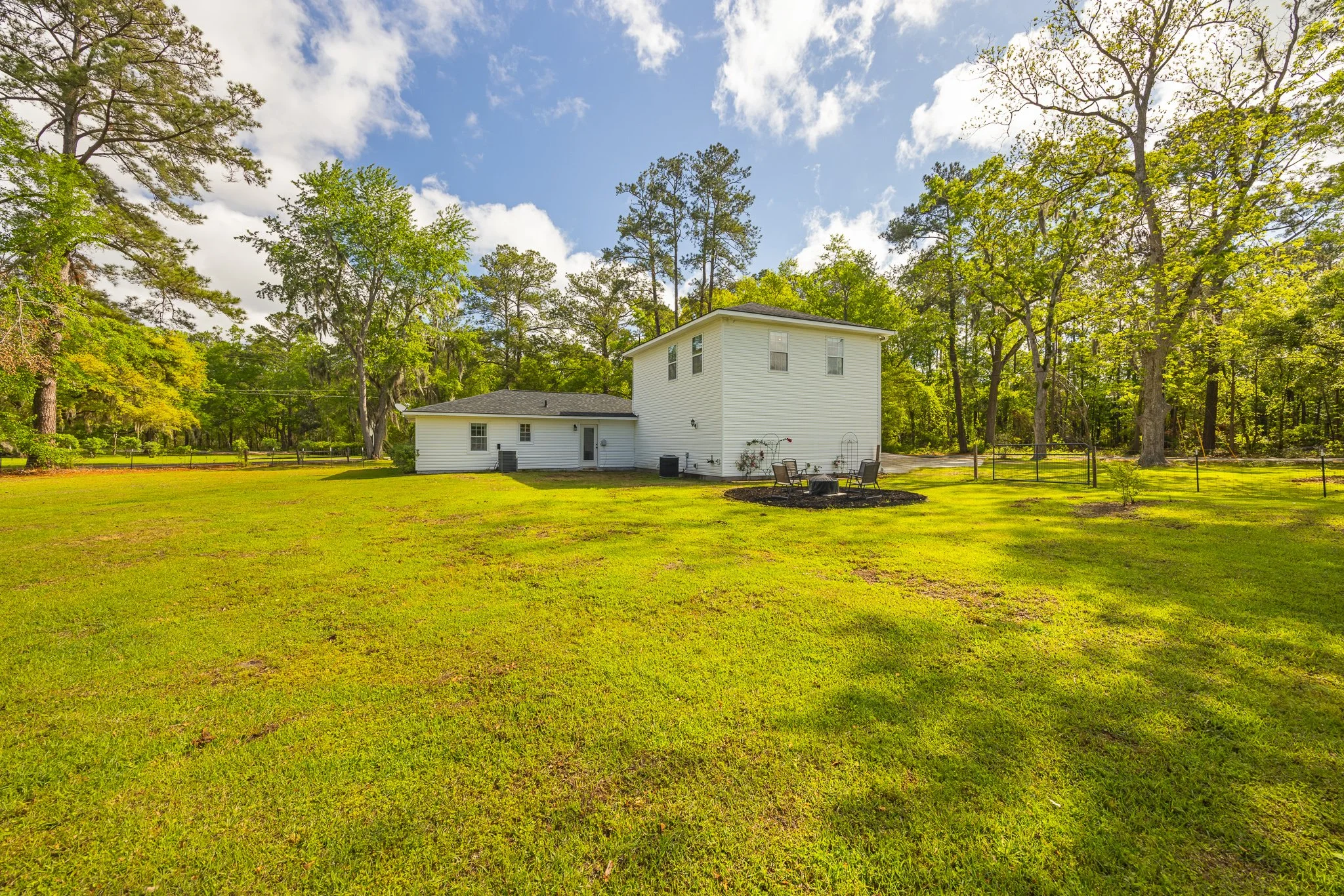 229 GOLDEN RD-21.jpg