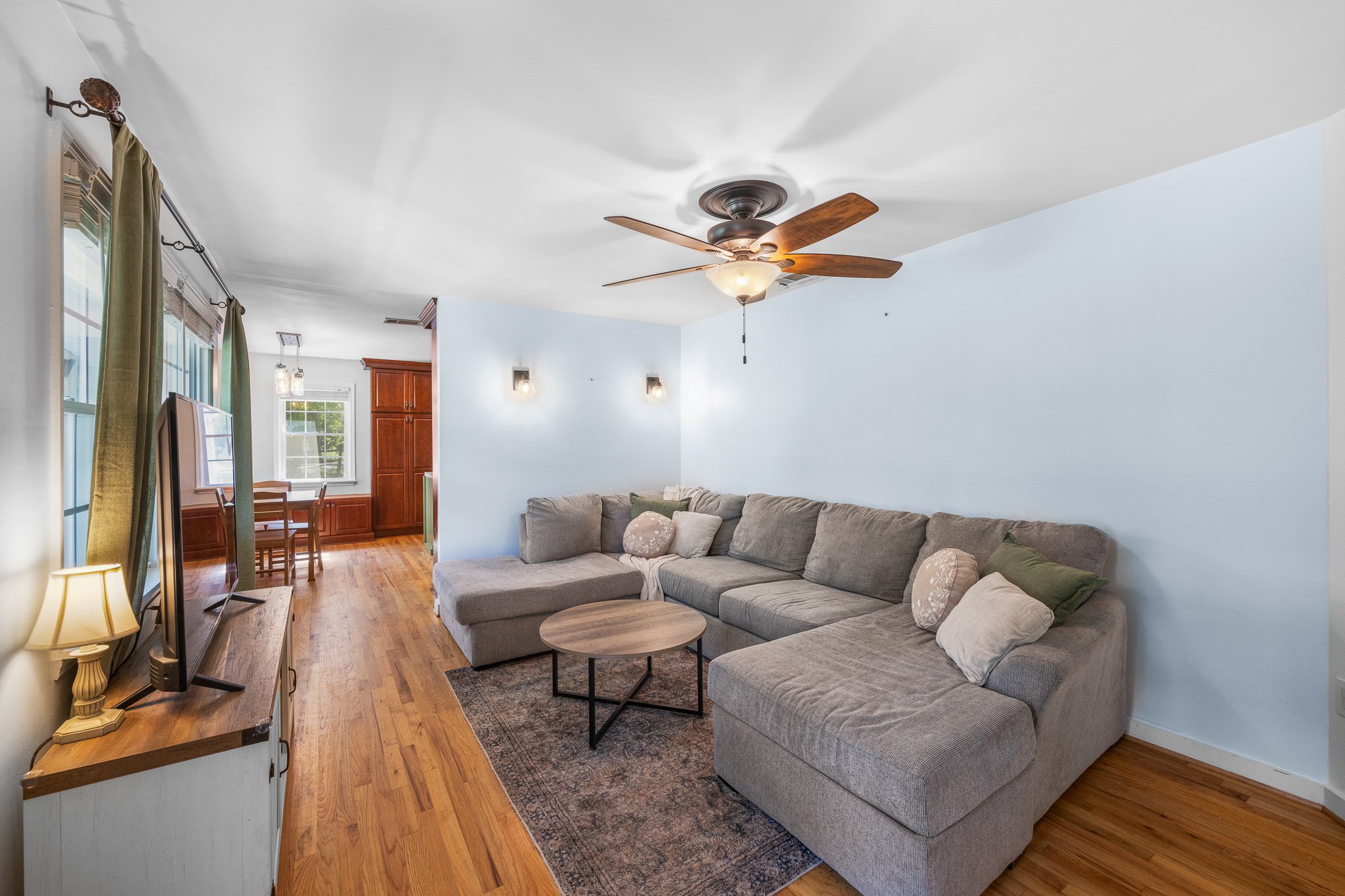 229 GOLDEN RD-33.jpg