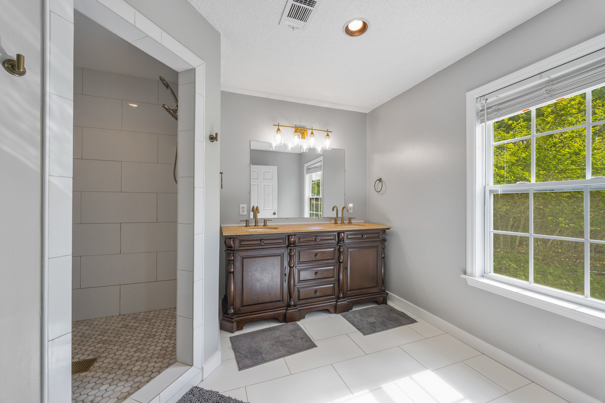 229 GOLDEN RD-50.jpg